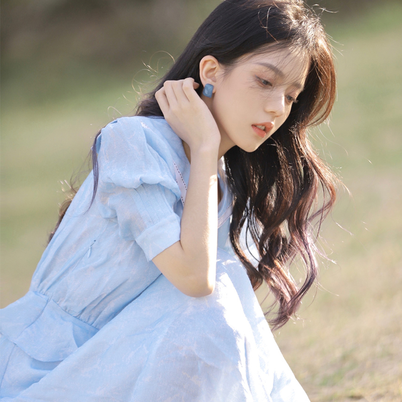 初恋裙子仙女超仙森系2022年新款夏天温柔风气质蓝色娃娃领连衣裙