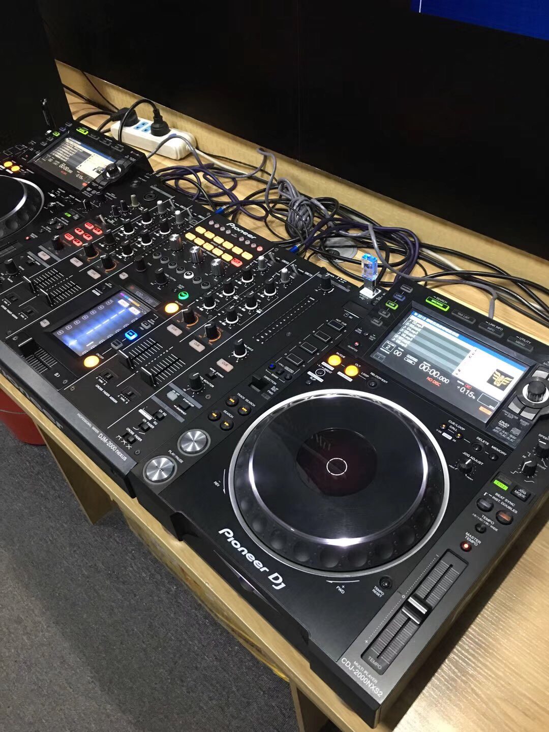 套装先锋2000三代碟机二手cdj2000nxs2djm2000nexus打碟机