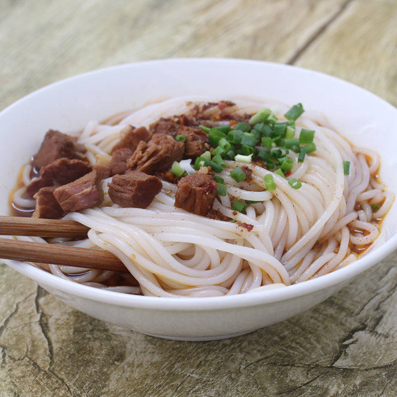 米粉湖南常德津市牛肉粉馆早餐店干圆粉50斤冲泡方便面