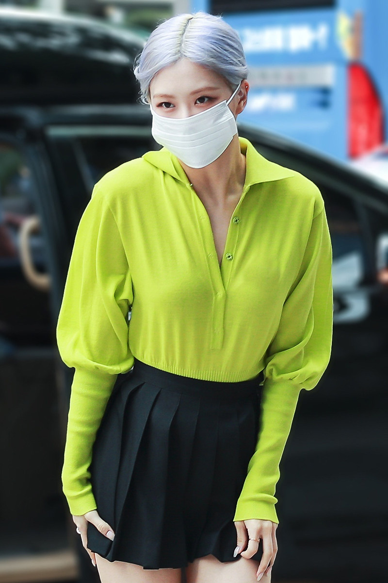 blackpinkrose朴彩英同款荧光针织衫春秋薄款宽松慵懒毛针织衫