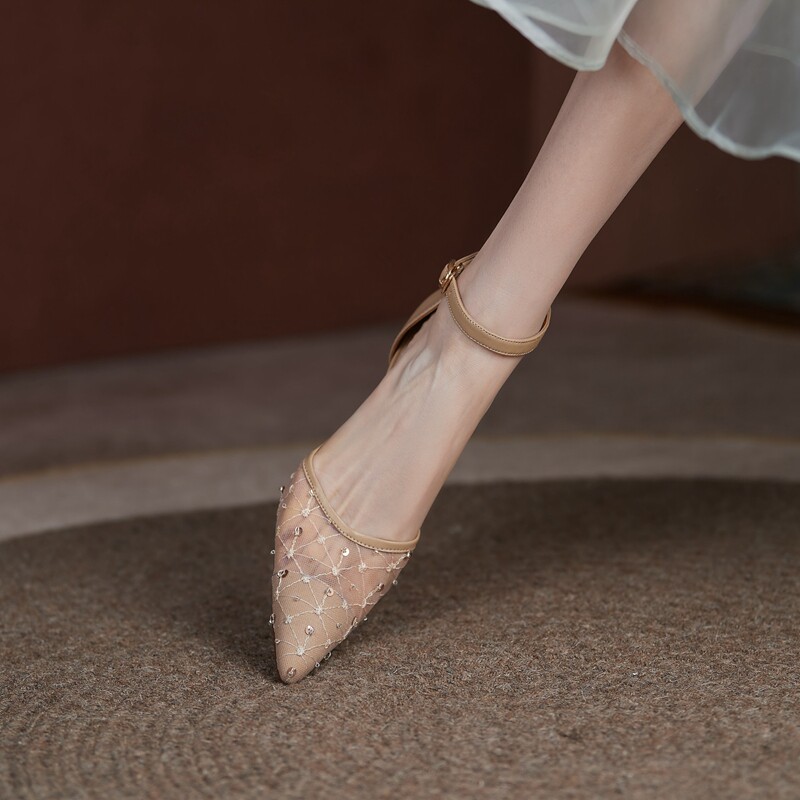 夏2022仙女风镂空气质尖头一字带高跟鞋女细跟复古配裙子优雅凉鞋