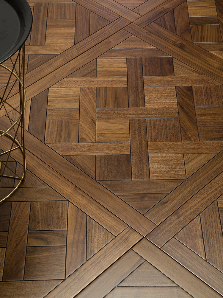 出口出口品品质正方形拼花地板胡桃柚木多层实木实木复合地板