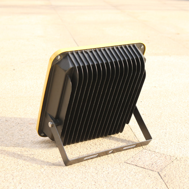 室外探照灯led投光灯防水防爆射灯超亮厂房户外仓库招牌店铺门口