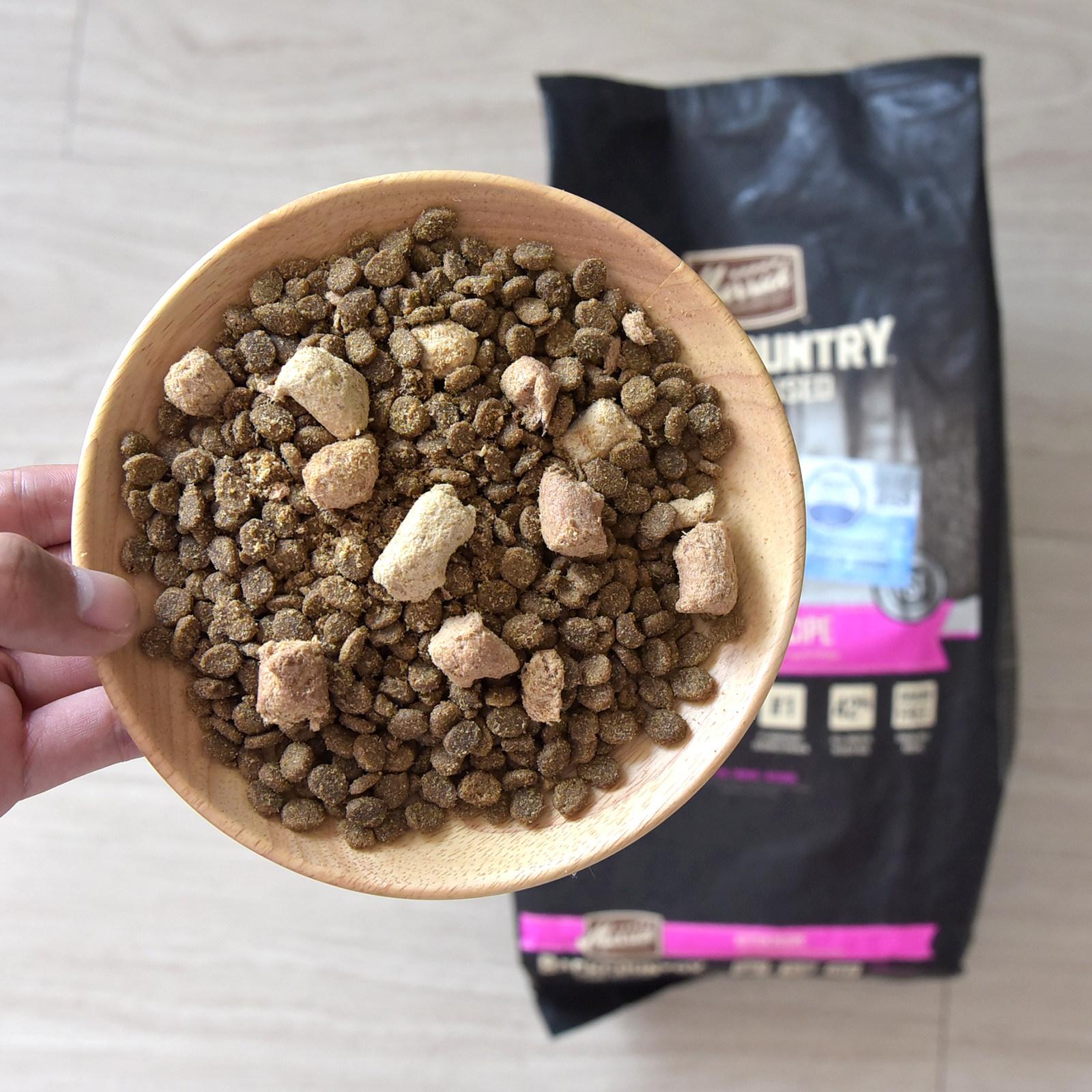 几何猫咪 美国麻利黑金荒野系列生鲜无谷幼猫冻干猫粮6磅