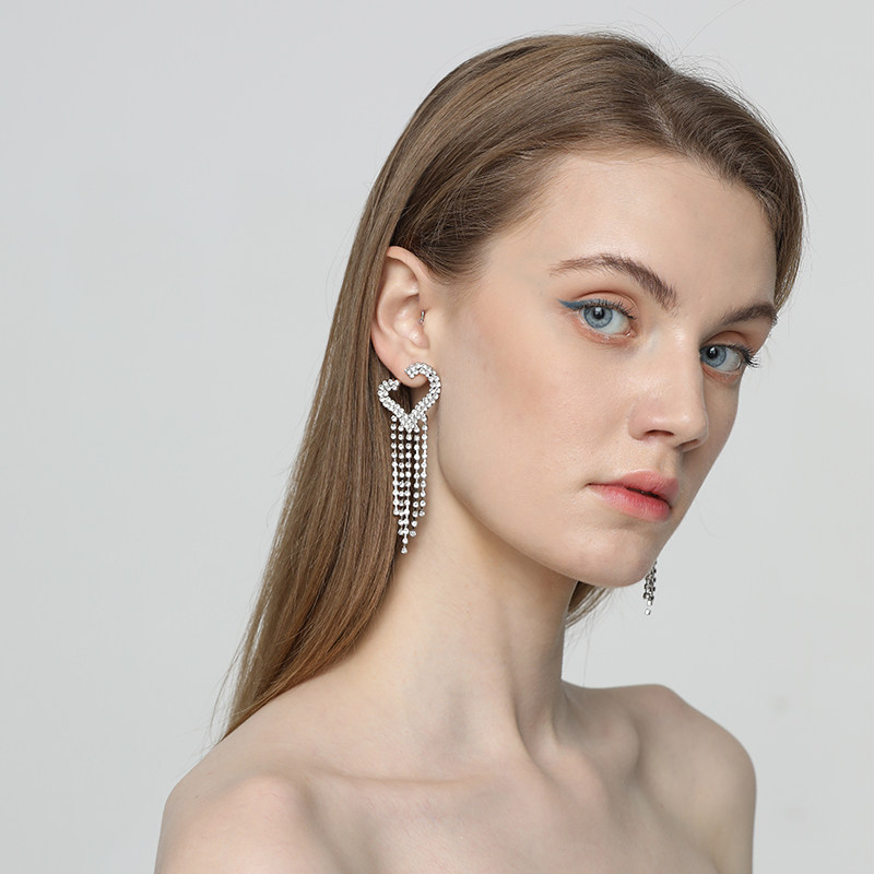 clpy开口爱心流苏耳环时尚气质潮流百搭耳饰耳环