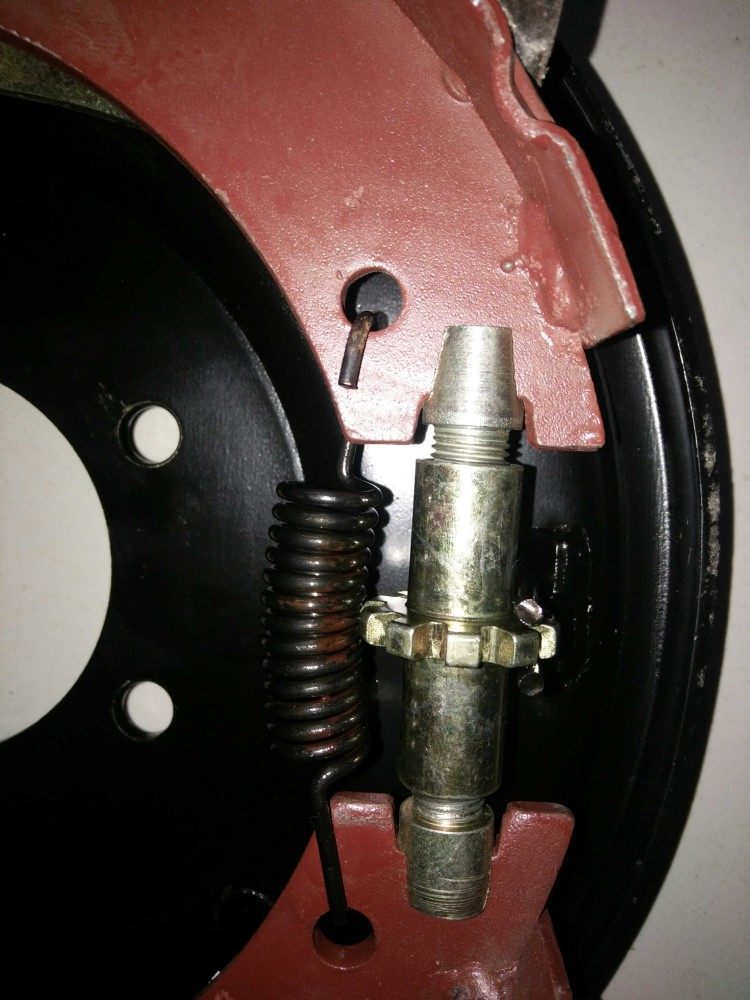 五征三轮车原厂配件奥翔四挡五挡制动器总成蹄铁农机配件