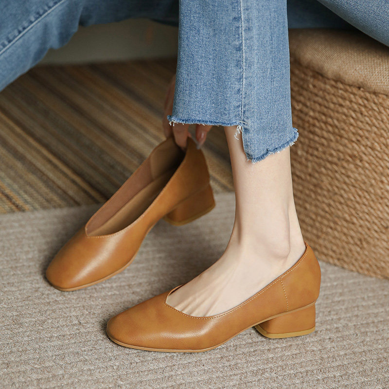 真皮奶奶鞋女粗跟复古古方头中中跟高跟鞋浅口单鞋