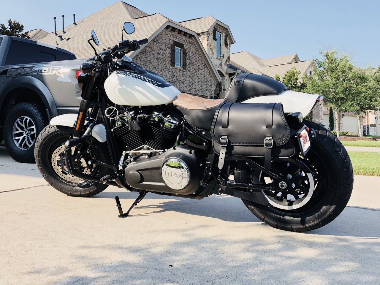 手工定制哈雷年后肥霸加装后边包防水边真皮摩托车尾箱