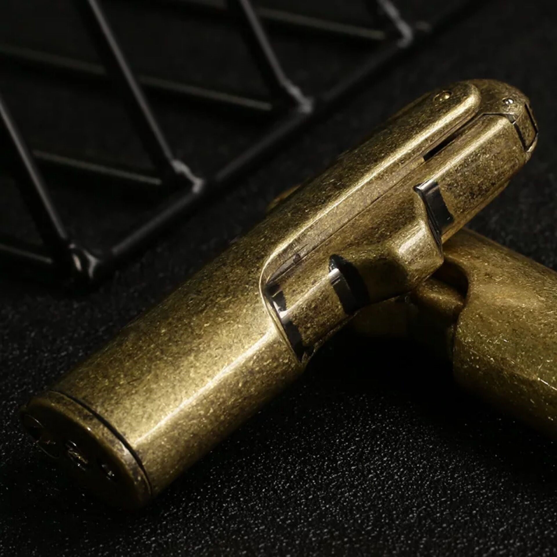 特殊造型打火机煤油复古个性创意机械砂轮火机煤油打火机