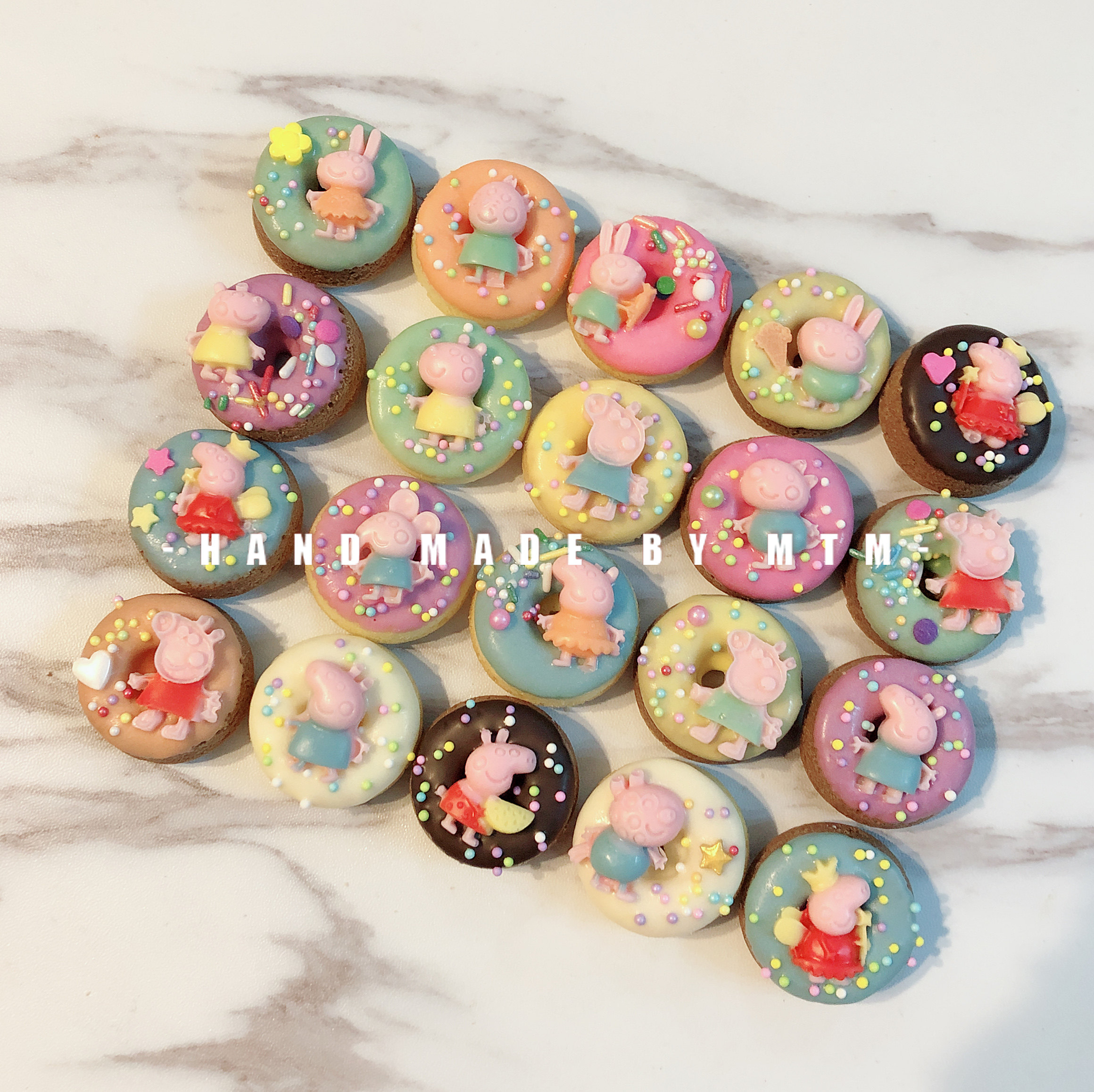 手工巧克力迷你甜甜圈情人节蛋糕mini网红甜品小零食婚礼摆台包邮