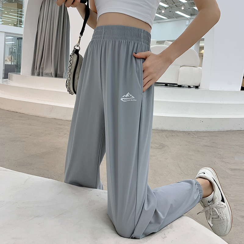 运动裤女夏季春秋薄款宽松束脚冰丝休闲裤子2021新款小个子速干裤