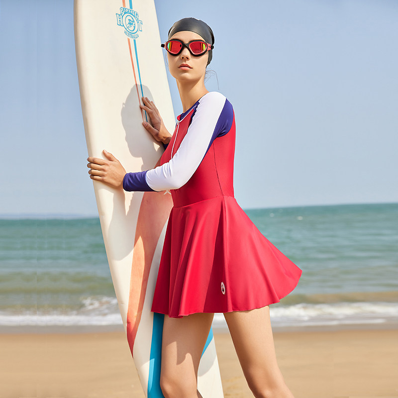 浩沙泳衣2021新款时尚运动专业连体游泳衣长袖防晒连体泳衣