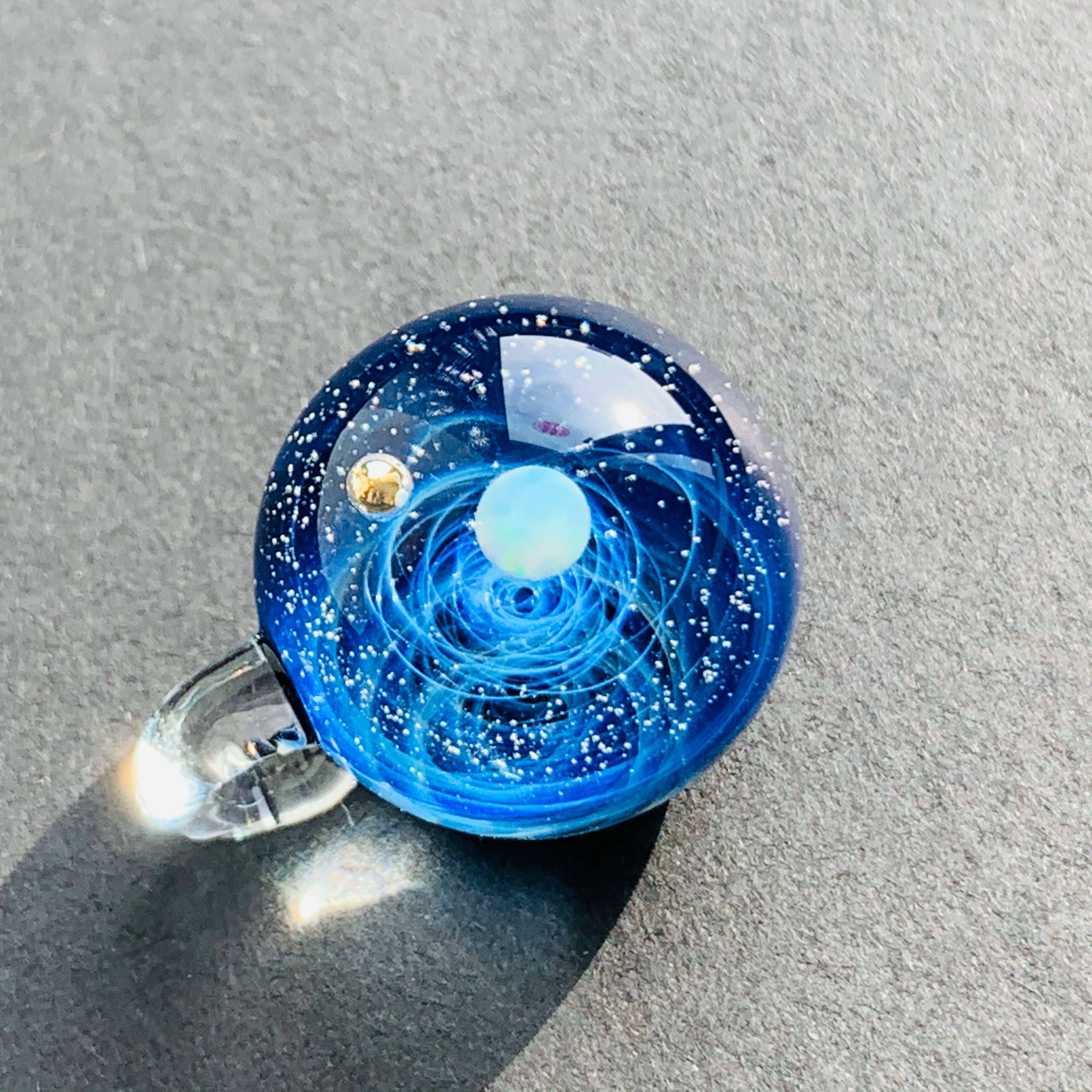 日本户水贤志欧泊宇宙星空玻璃球琉璃珠吊坠项链手链金银宇宙球_十块
