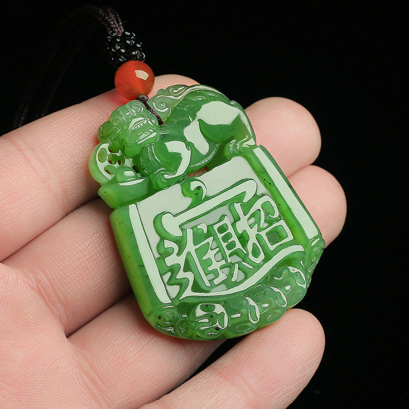 侍帝碧玉貔貅吊坠男女和田刻字招财进宝玉佩皮丘颈饰