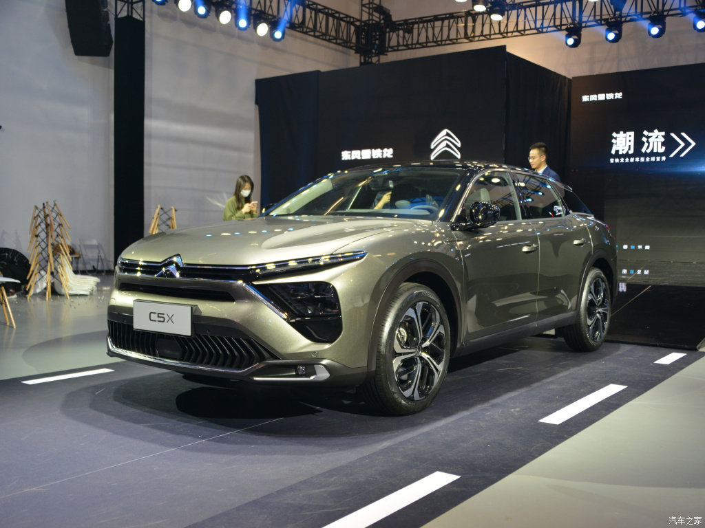 雪铁龙凡尔赛c5全新新车越野车整车首付分期购车新车定金