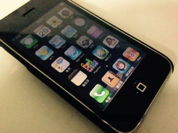 苹果适用appleiphone3gs三代3代iphone3二手手机学生生机手机贴膜