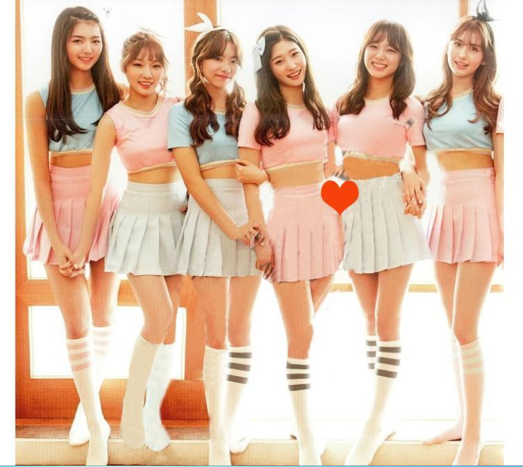 韩国舞蹈女团学生啦啦操演出服拉拉队同款足球宝贝啦啦队表演服装