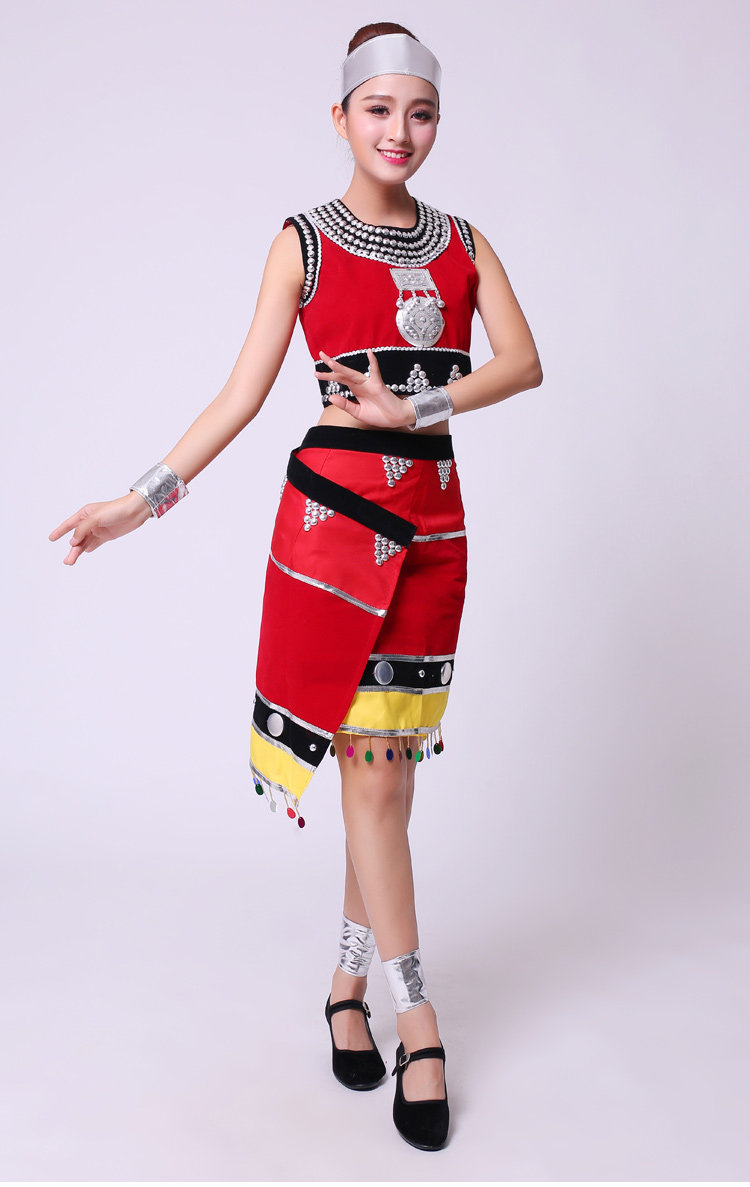 甩发舞蹈服阿瓦人民唱新歌表演临沧西盟孟连佤族云南成人佤族女装