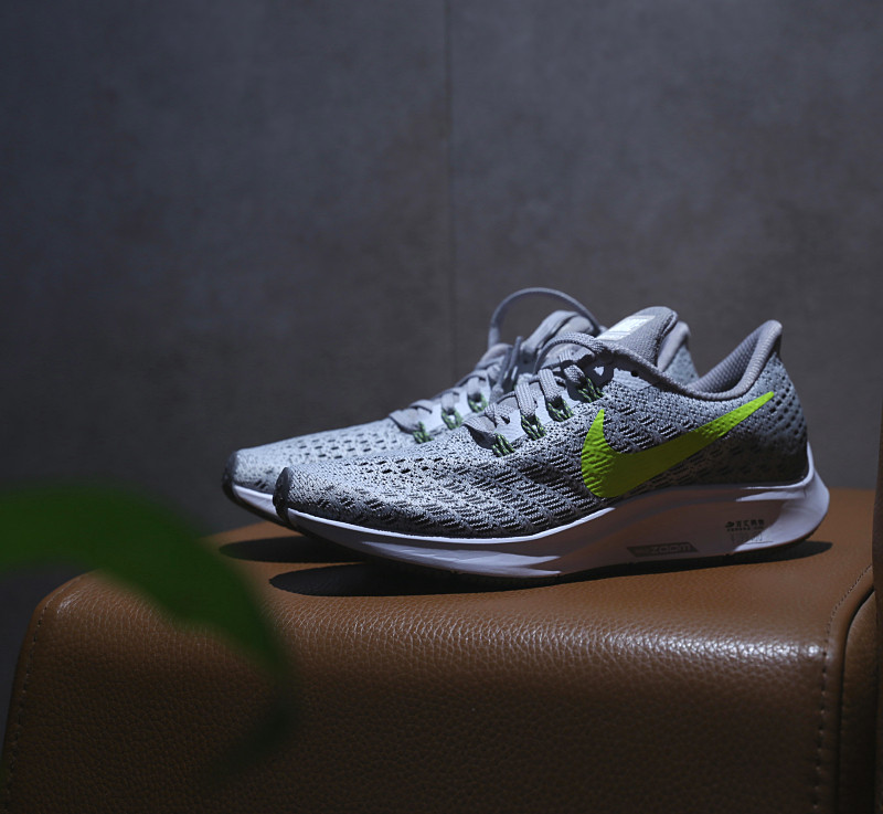 耐克nike女鞋 zoom pegasus飞马35 缓震气垫轻便跑步鞋942855-101