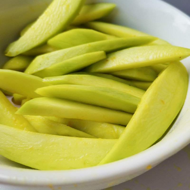甘草芒果水果果酸潮汕特产潮州小吃梅汁青芒果芒果