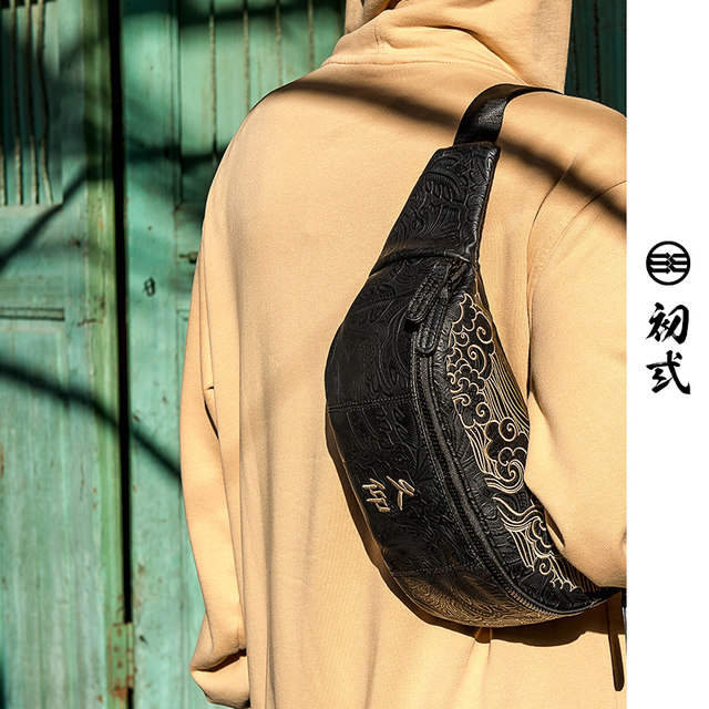 San wave of early Chinese embroidery cards Messenger shoulder bag men and women fashion casual outdoor sports multifunction pockets San wave of early Chinese embroidery cards Messenger shoulder bag men and women fashion casual outdoor sports multifunction pockets