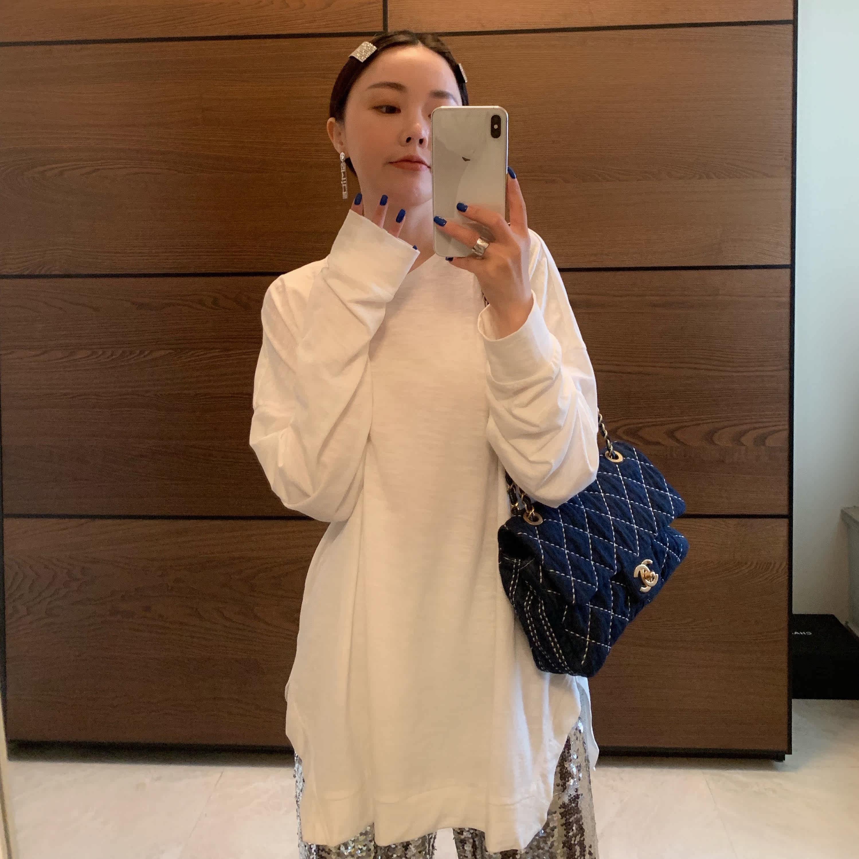 张芮妮 早春新品竹节棉长袖t恤 慵懒随意感纯色宽松简约休闲黑白