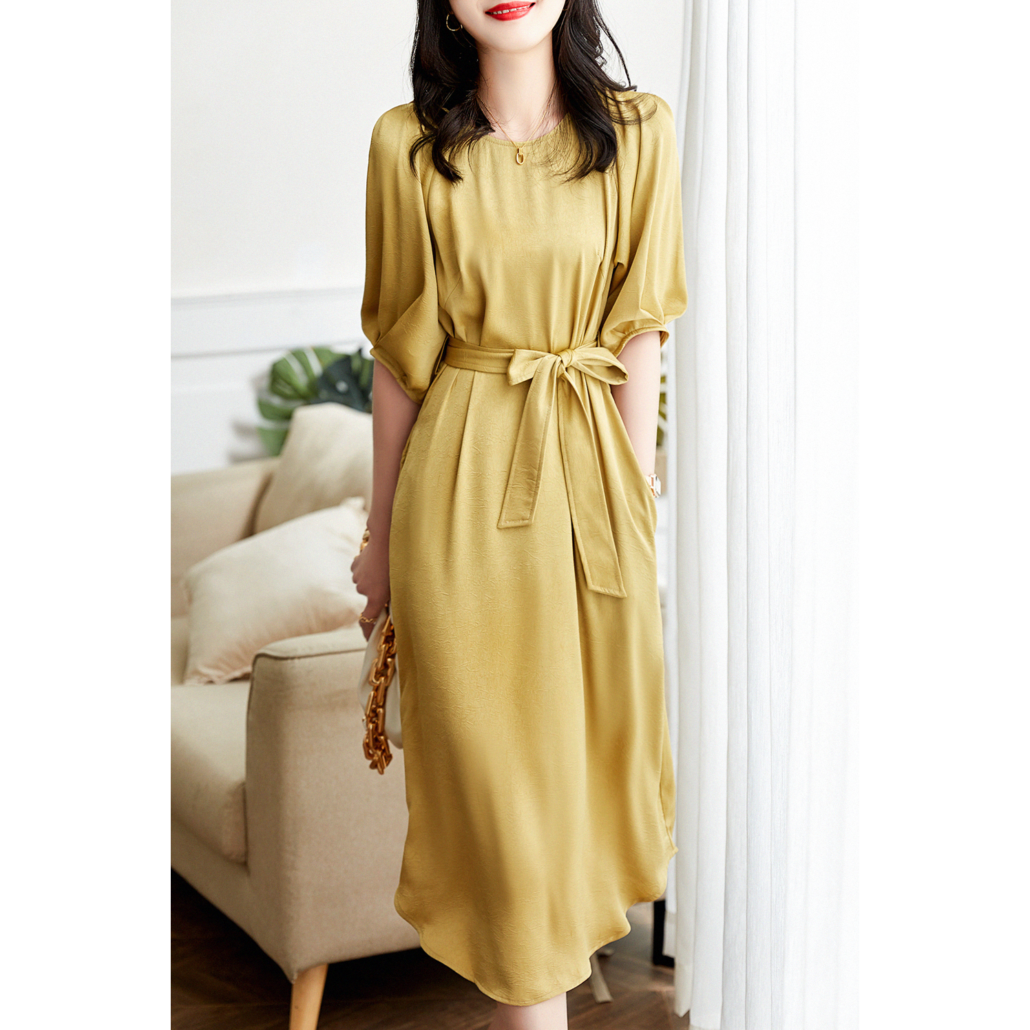 RAGR の一款多种设计款！插肩连肩灯笼袖 背部拉链系带连衣