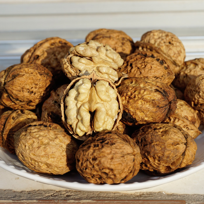 云南漾濞薄壳大泡核桃中果5斤 非新疆纸皮孕妇原味坚果 2500g包邮