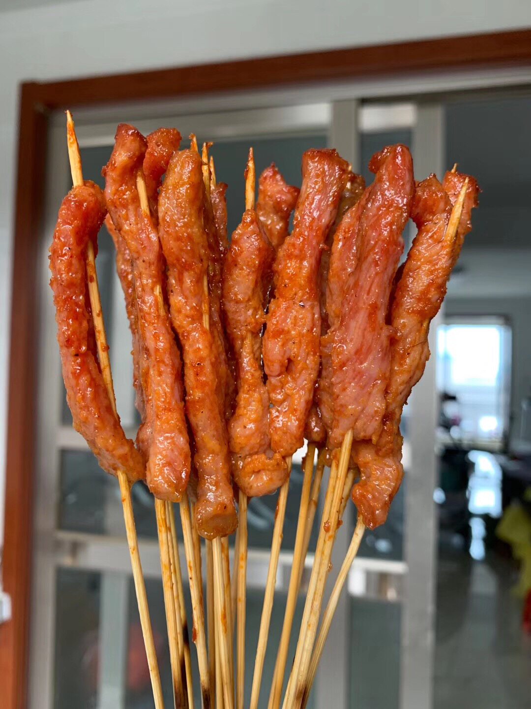 小串瘦肉串大里脊肉串烧烤小肉串猪肉夺命油炸生猪肉