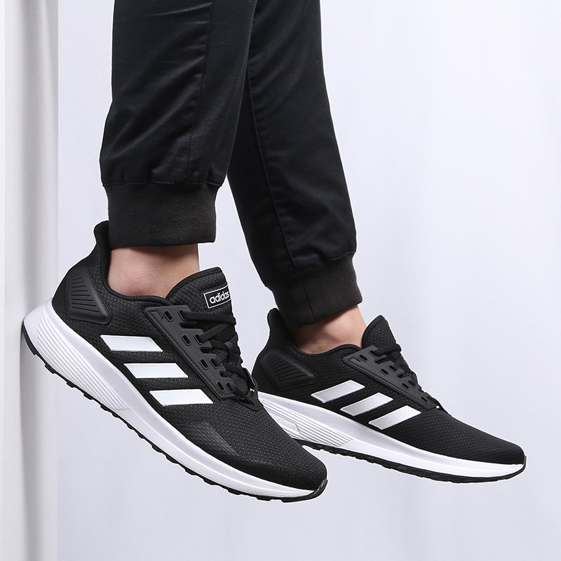 adidas阿迪达斯男鞋2021春季新款减震防滑透气休闲鞋跑步鞋