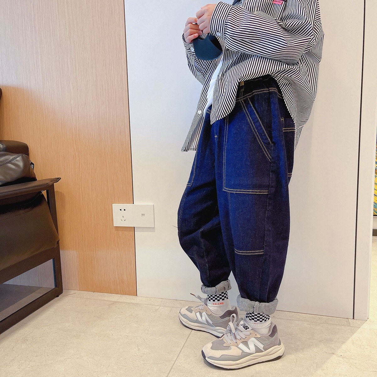 哆哆童装男童字母印花超软老爹裤车缝线大口裤子