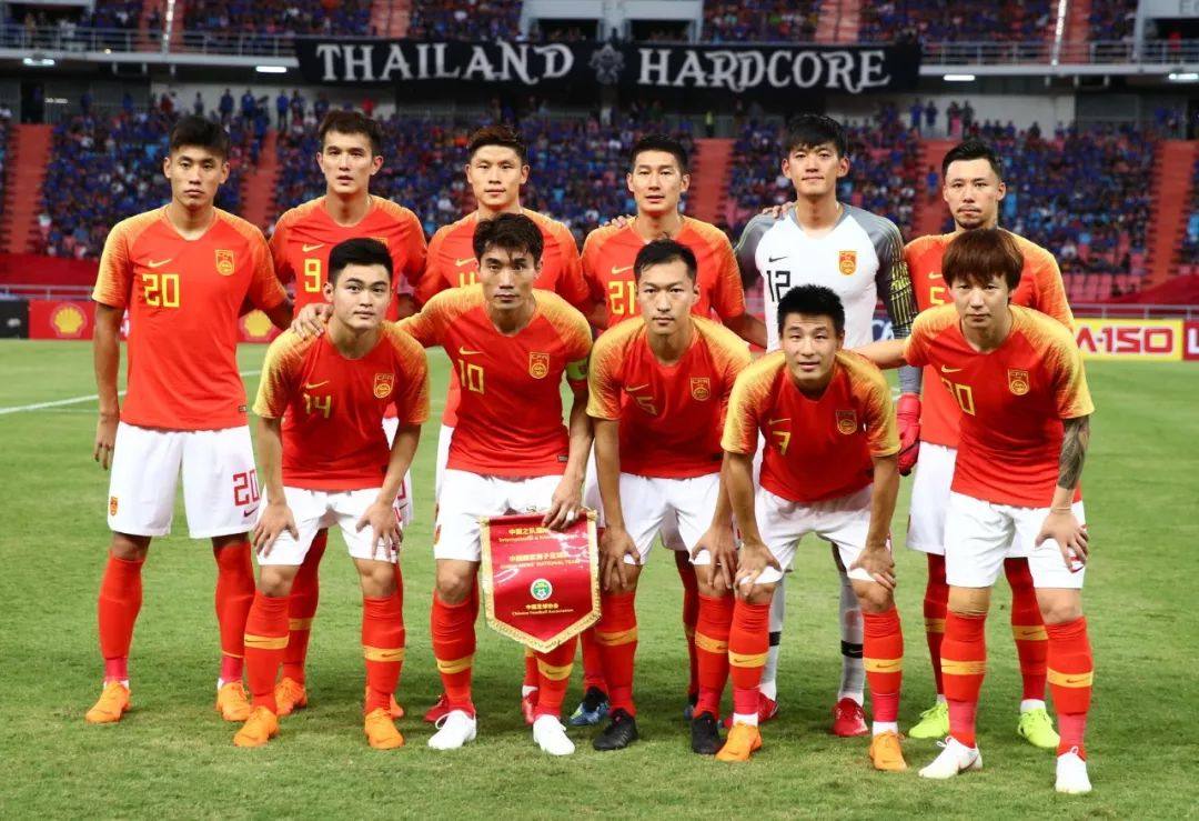 国足中国之队192021赛季主场印字球员镂空数字内有球迷用品