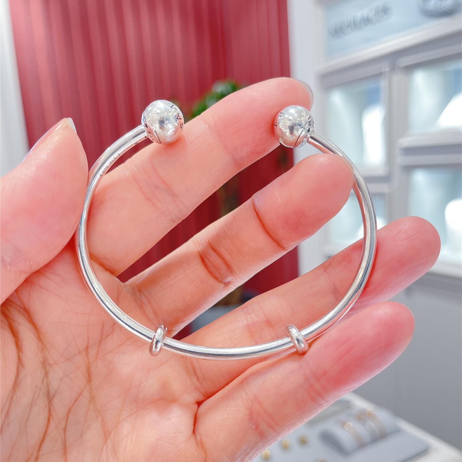 正品pandora潘多拉logo圆扣开口手镯纯银基础手链手镯