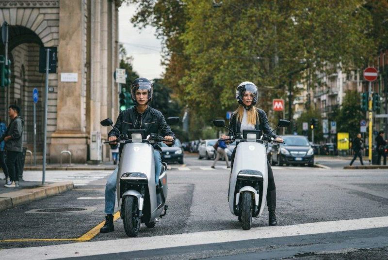 雅迪货架电动电瓶车g5尾箱架博克电动车改装原装电动车