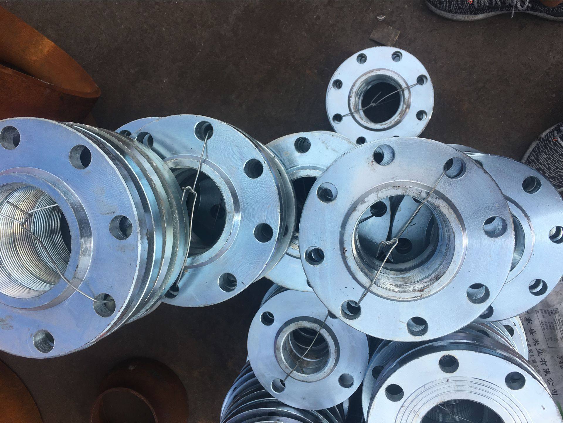 丝扣法兰法兰盘镀锌片丝水泵泵房16公斤法兰新