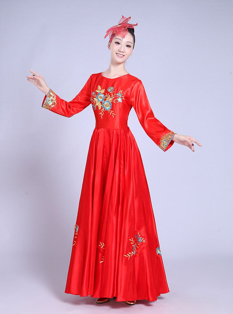 2018新款舞蹈演出服大摆裙表演秧歌女装长裙合唱服民族舞台开场舞