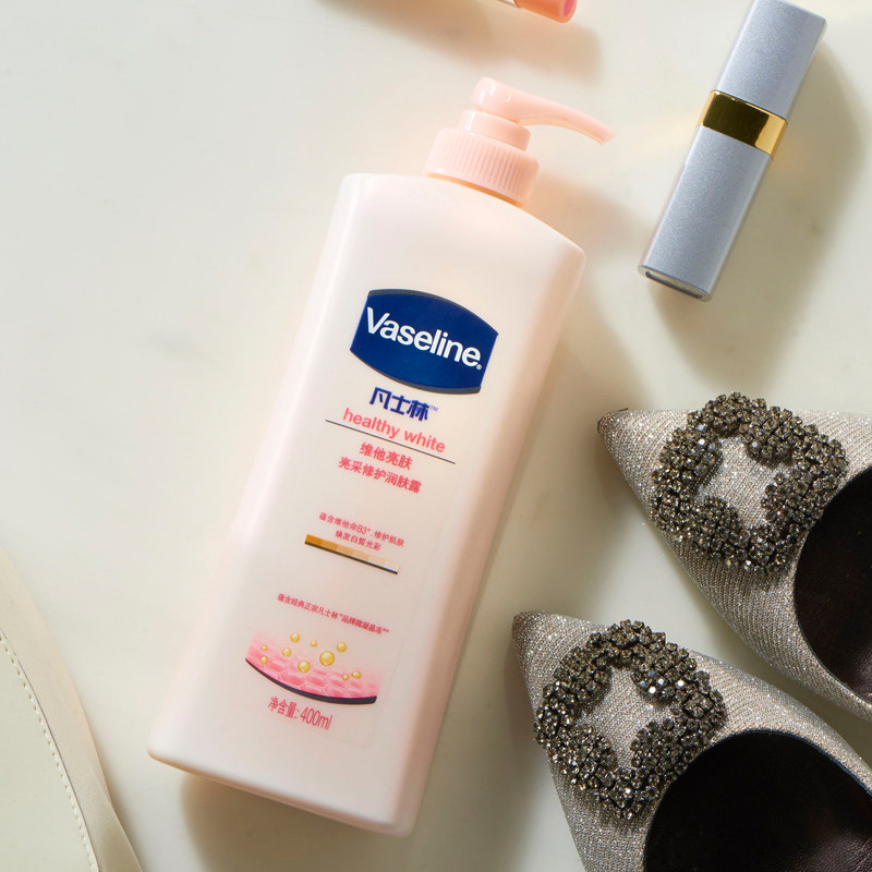 凡士林维他亮肤润肤露400ml大粉瓶润肤乳烟酰胺美白身体乳