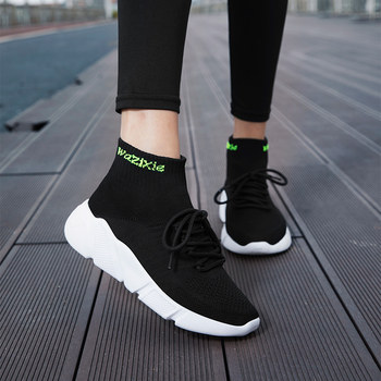 ເກີບຜ້າໃບ Super soft-soled non abrasive sneakers for women, black work shoes, elastic socks, old Beijing cloth shoes, large size 41 to 43