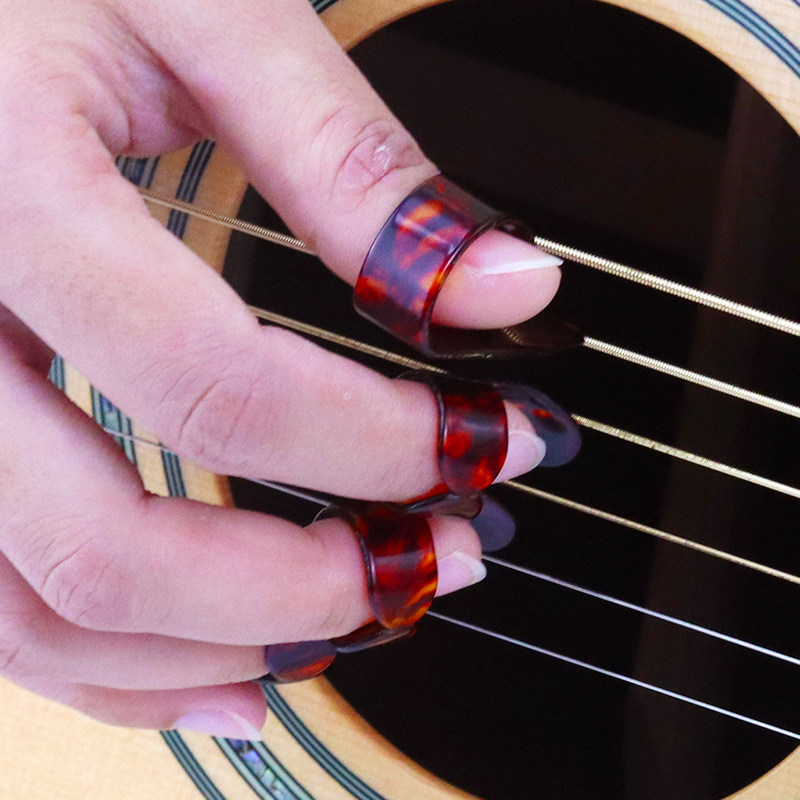 吉他手指民谣右手指甲拨片吉他手保护套配件拨片