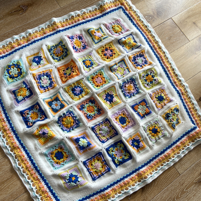 成品正方形黄色布黄色背景桌布定制diy钩织手工桌布