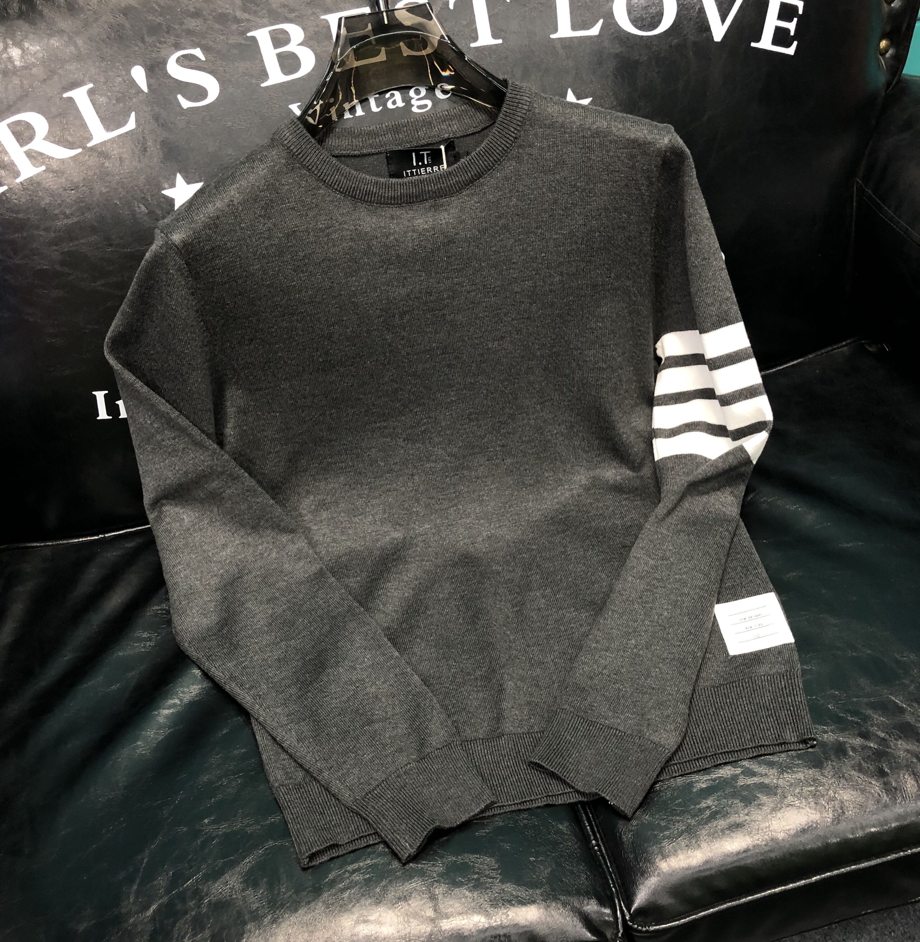 秋冬高端定制圆领毛衣长袖套头上衣男女同款色织羊绒衫经典款潮牌