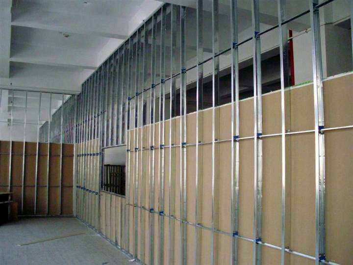 石膏板重庆轻钢龙骨吊顶隔墙包工包料专业施工安装普通石膏板