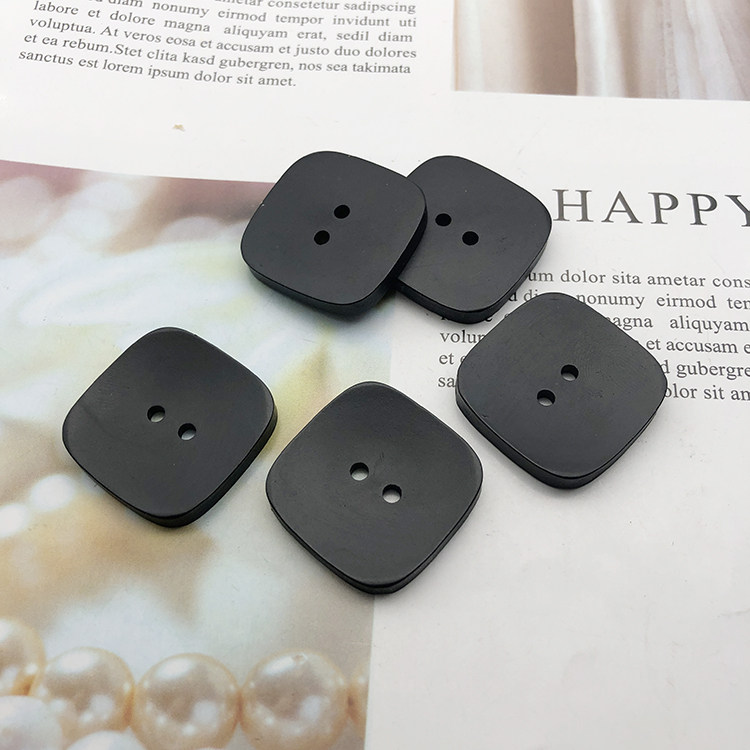 高档大衣扣子黑色时装外套风衣棉衣毛呢正方形纽扣