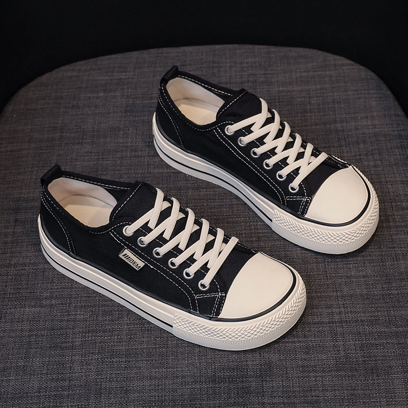 2022年秋季新款方头帆布鞋女鞋子百搭ins潮板鞋秋款布鞋爆款球鞋