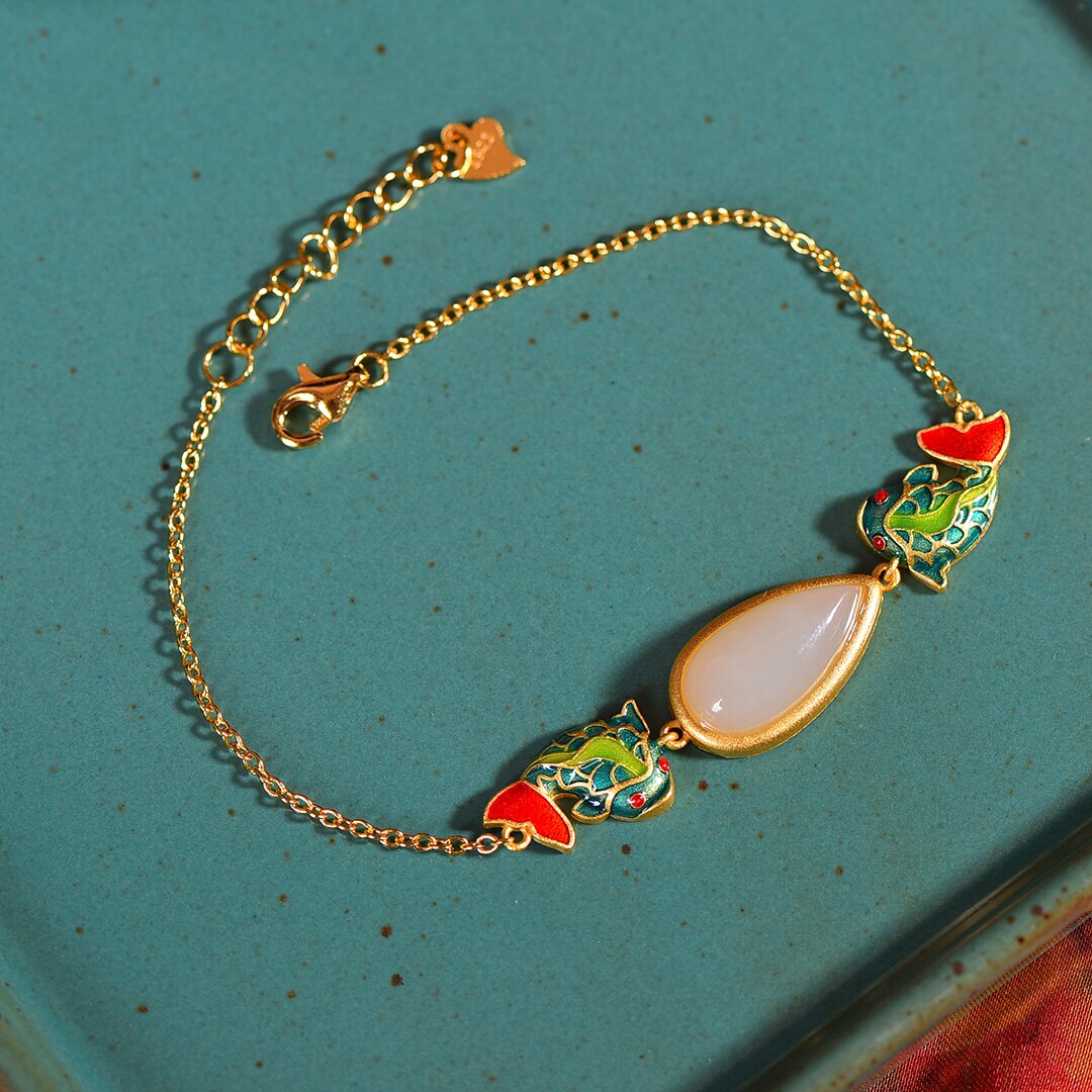 阿里拍卖s925银镶和田白玉金鱼复古古汉配饰组合套装