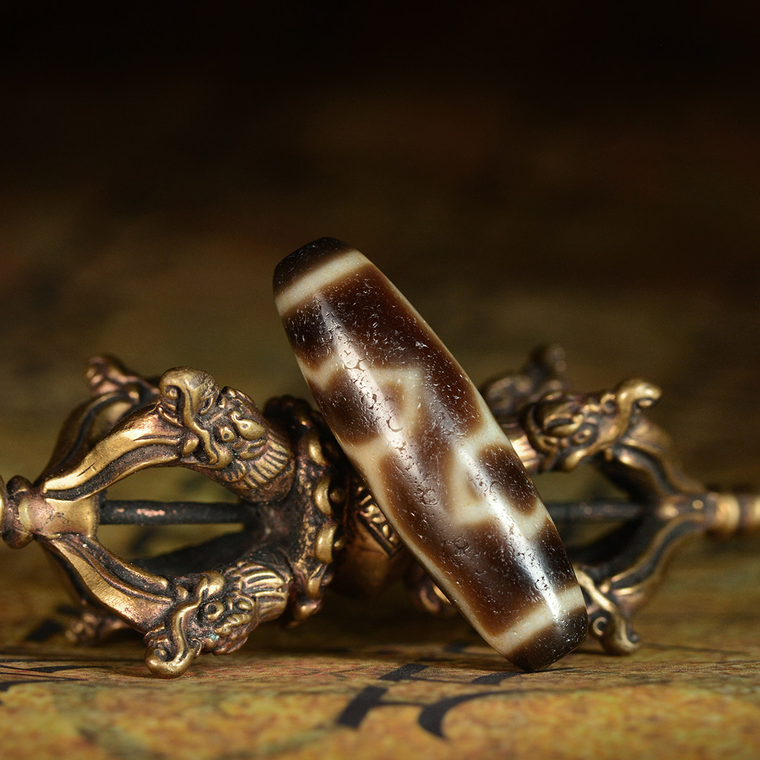 西藏天珠天然真品开光九眼石页岩玉髓玛瑙男女款大昭寺加持直播