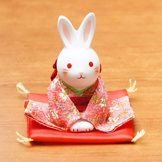 京都和风日本濑户药师窑锦彩绉绸花兔陶器置物摆件