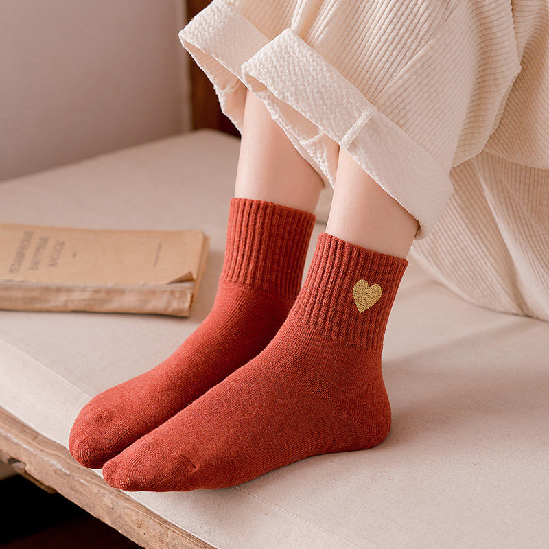 袜子女中筒袜棉袜冬季加厚保暖女袜韩版简约冬款ins潮长筒袜女