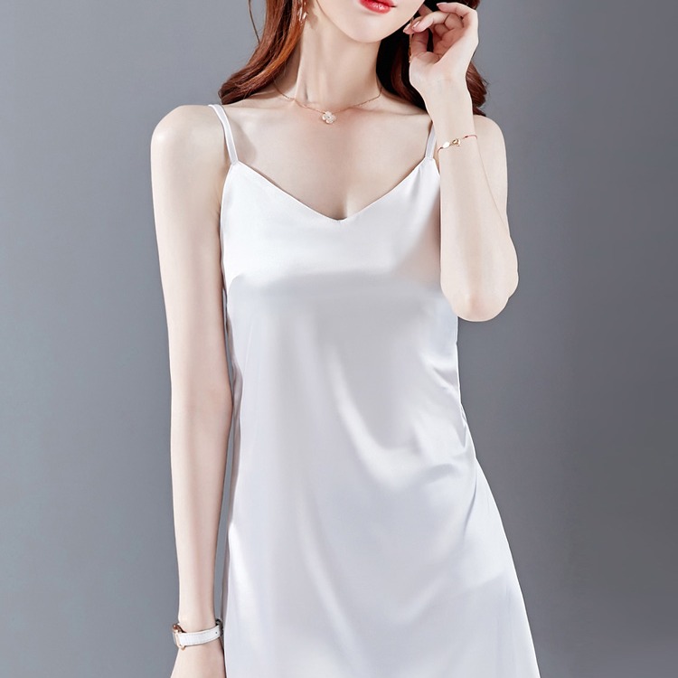 吊带夏冰丝裙子睡衣冰丝女装真丝小个子潮内新款背心吊带