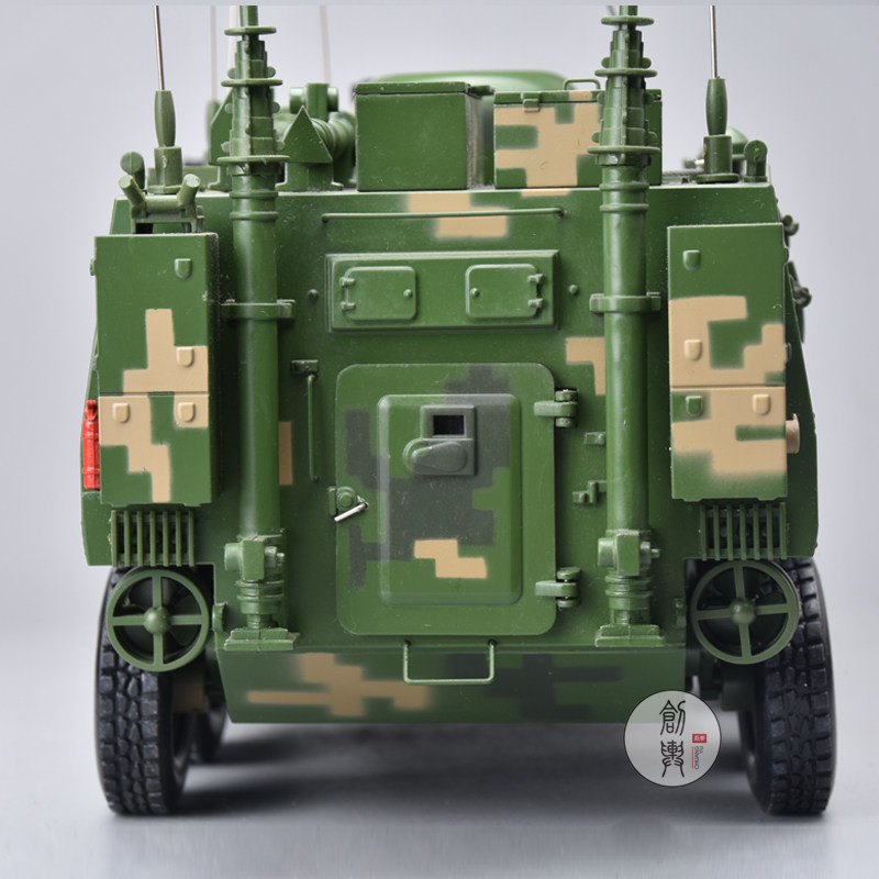 军用通信指挥车内部_西安通信学院指挥控制系_军用通信指挥车内部